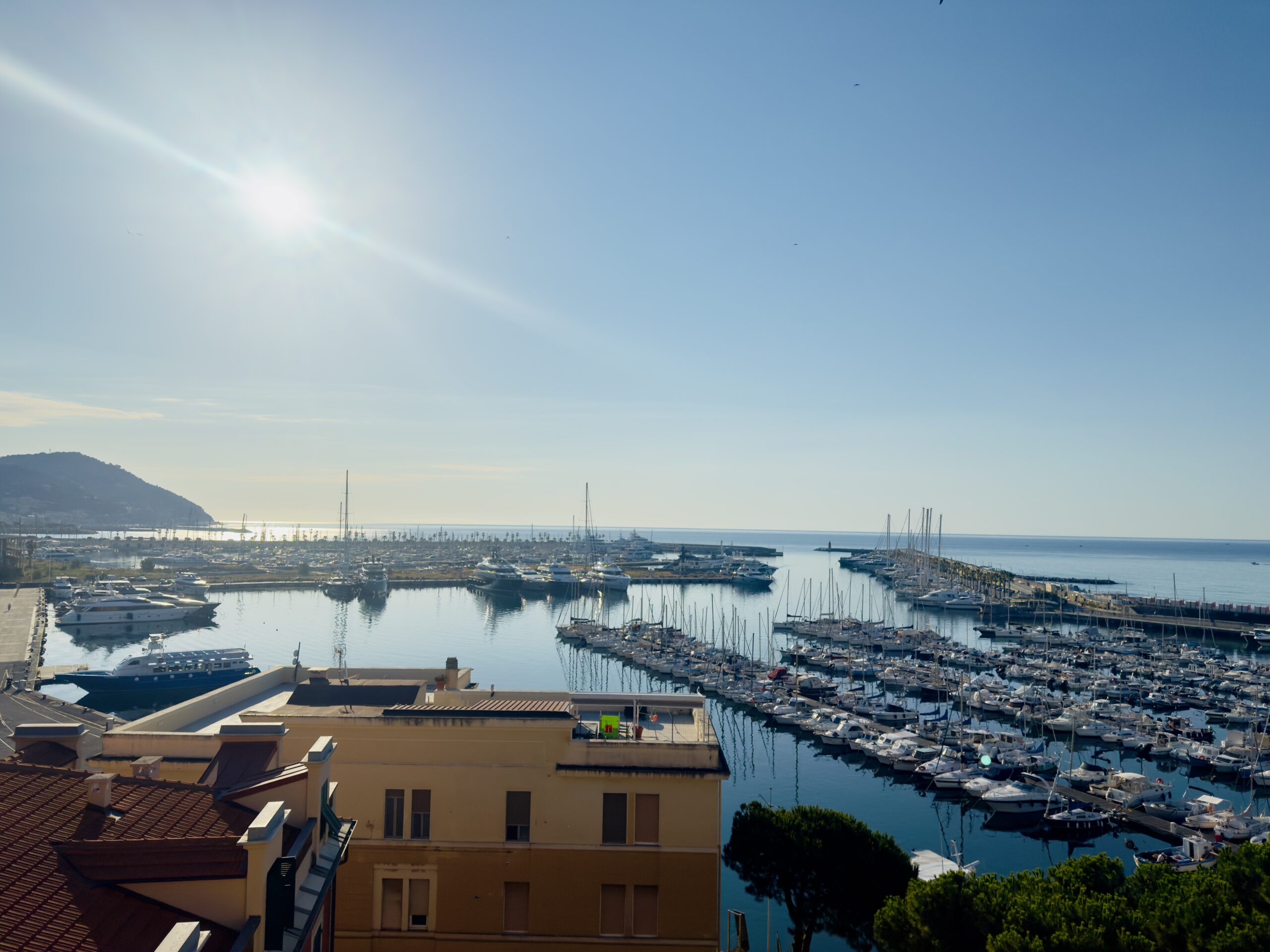 Casa Vacanza Borgo Marina Imperia -Mansarda Prestige Marina